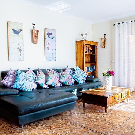 Villa Maria In El Rosario - Mit Sicht Auf Gibralta Marbella Ngoại thất bức ảnh