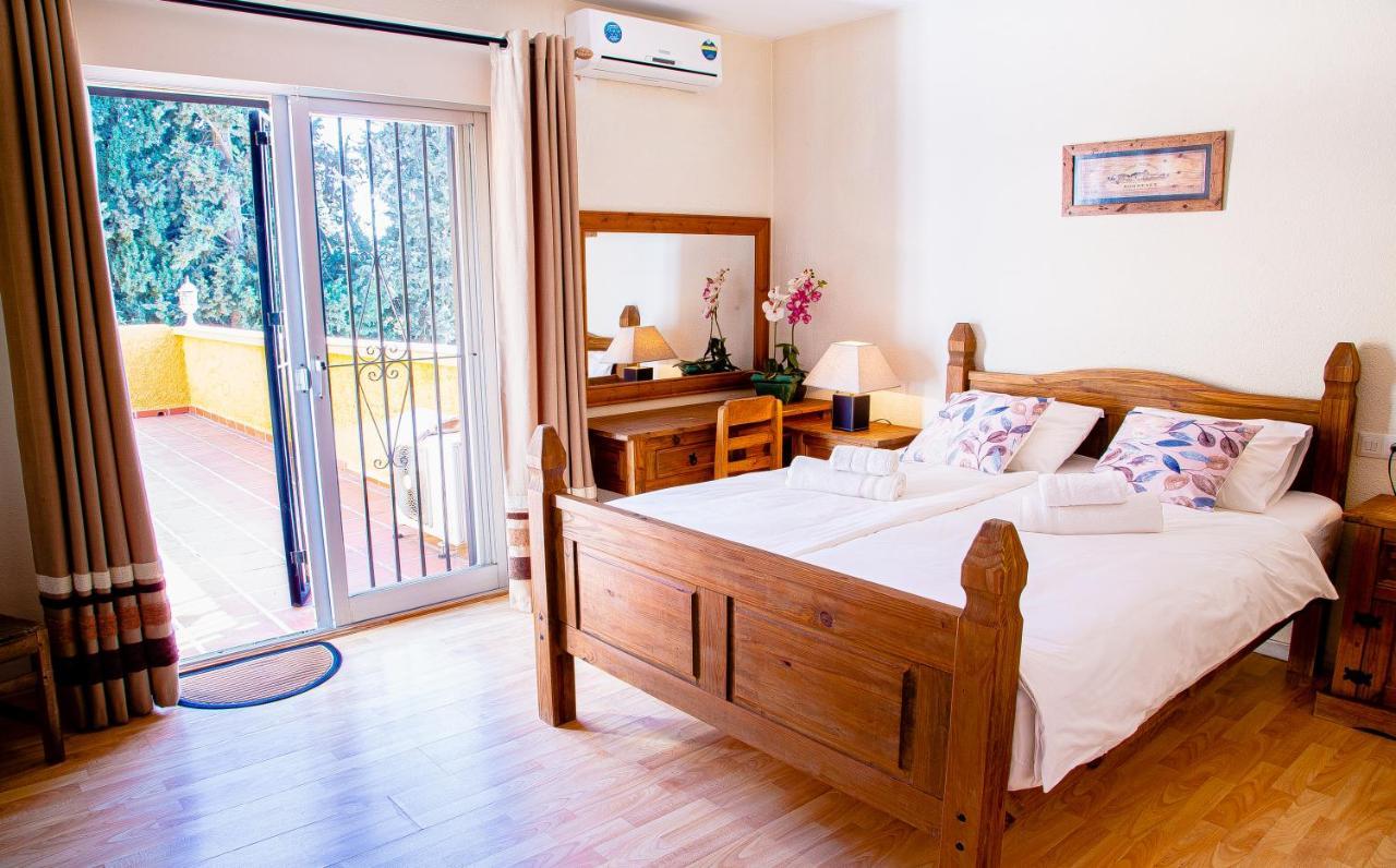 Villa Maria In El Rosario - Mit Sicht Auf Gibralta Marbella Ngoại thất bức ảnh